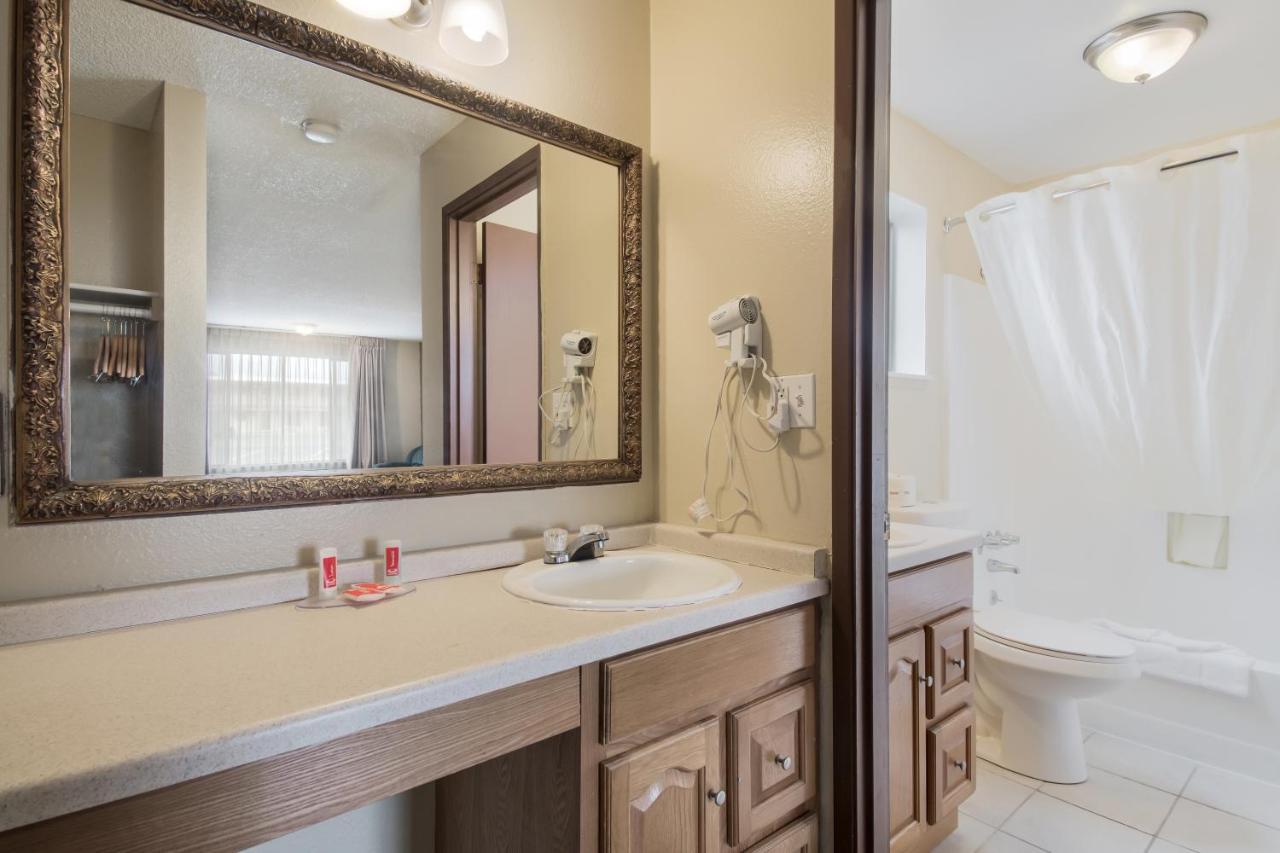 Econo Lodge Inn & Suites Hoquiam Экстерьер фото