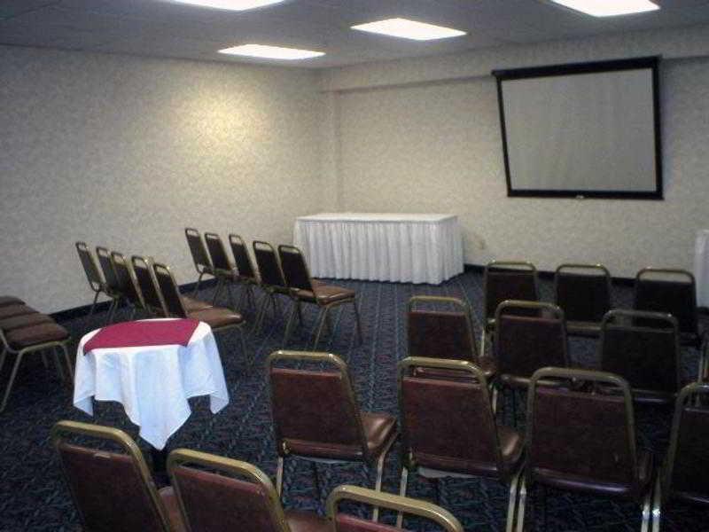 Econo Lodge Inn & Suites Hoquiam Удобства фото